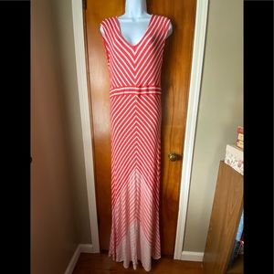 Jessica Simpson Ombré Maternity dress